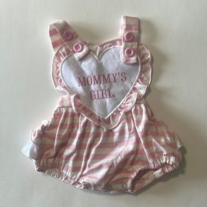 Baby girl mommy’s girl bubble